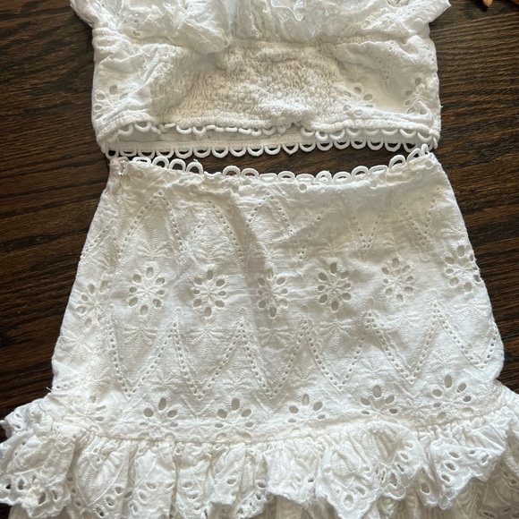Worn once! Fashion Nova Kids size 6 two-piece white crop and skirt set - Picture 4 of 5